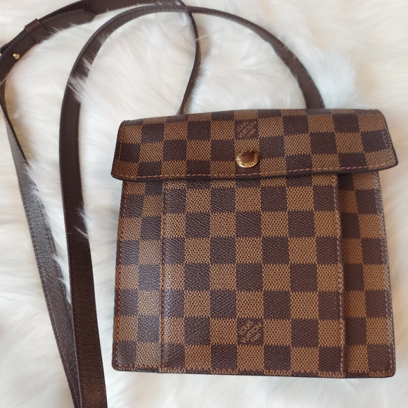 Authentic Louis Vuitton - Picture 1 of 16